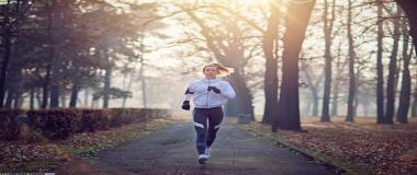 运动品牌市场数据分析与洞察